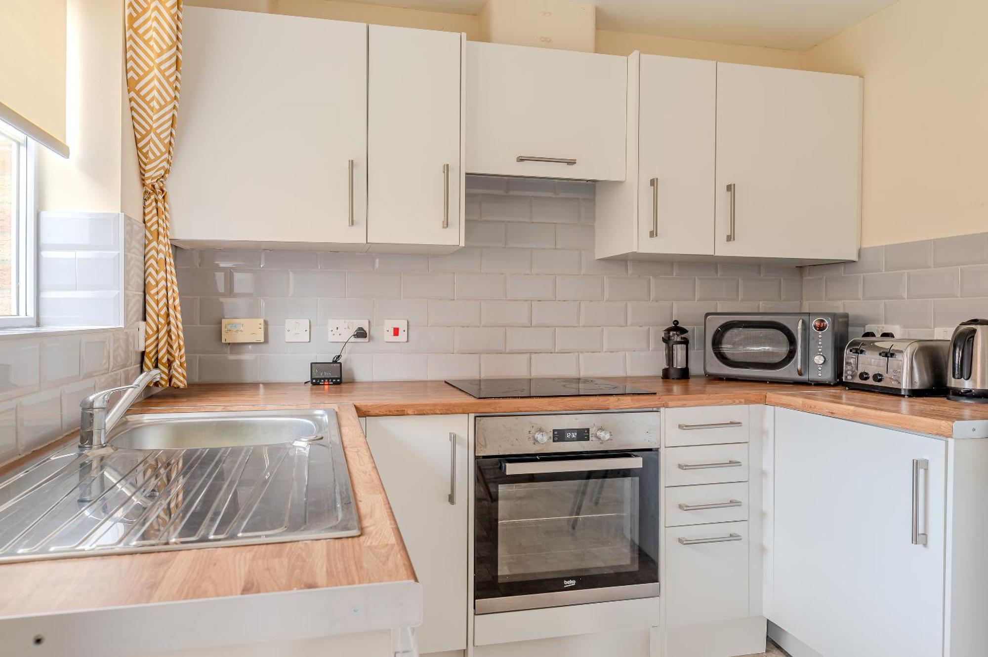 Quiet House, Prkg-3 Cars, Contractors & Families, York Centre 10Mins Villa Exteriör bild